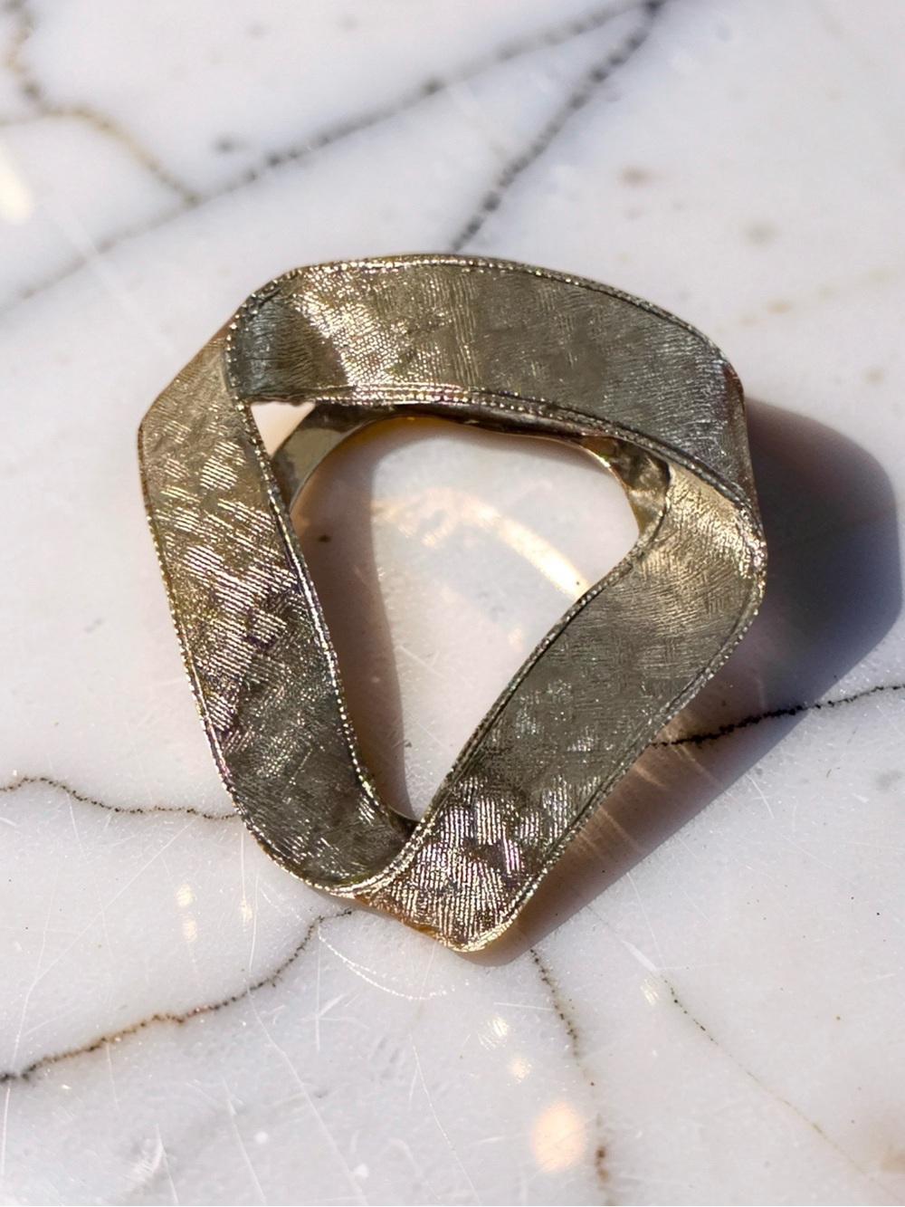 Liens USA Scarf Clip